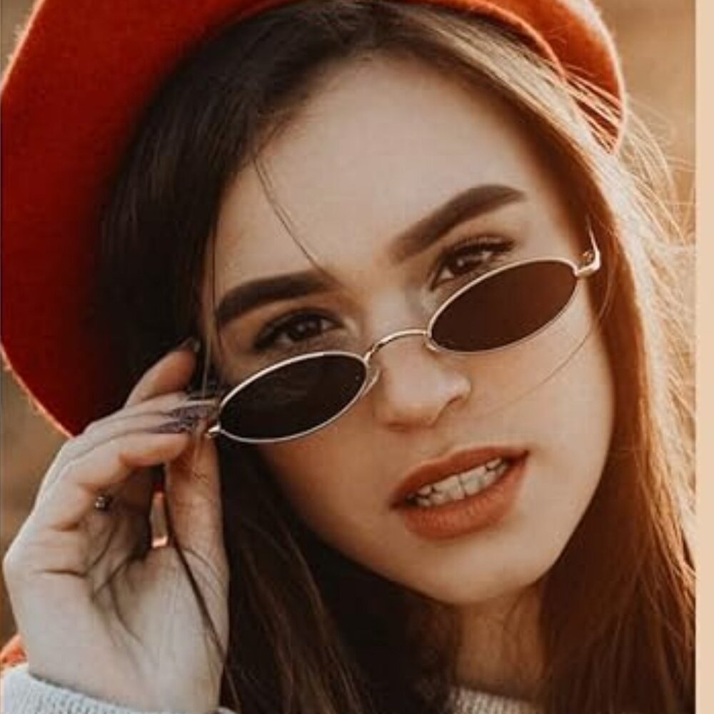 Vintage 90s Small Oval Sunglasses